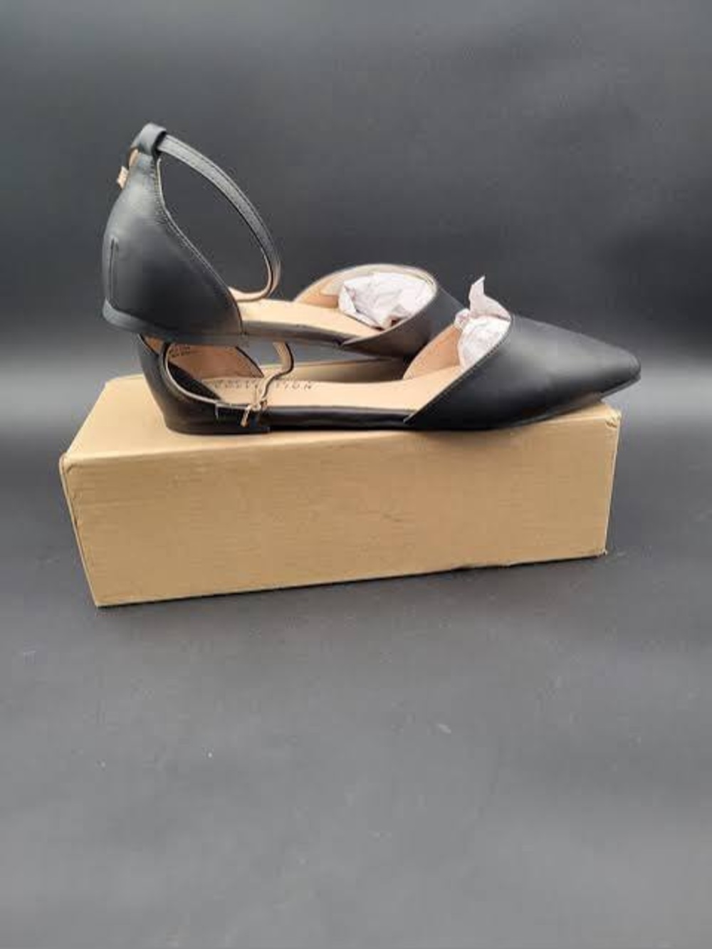 Reba Black Pointed Toe Ankle-Strap Flat Shoes Journee Collection New Size 8 Wide - Picture 6 of 7